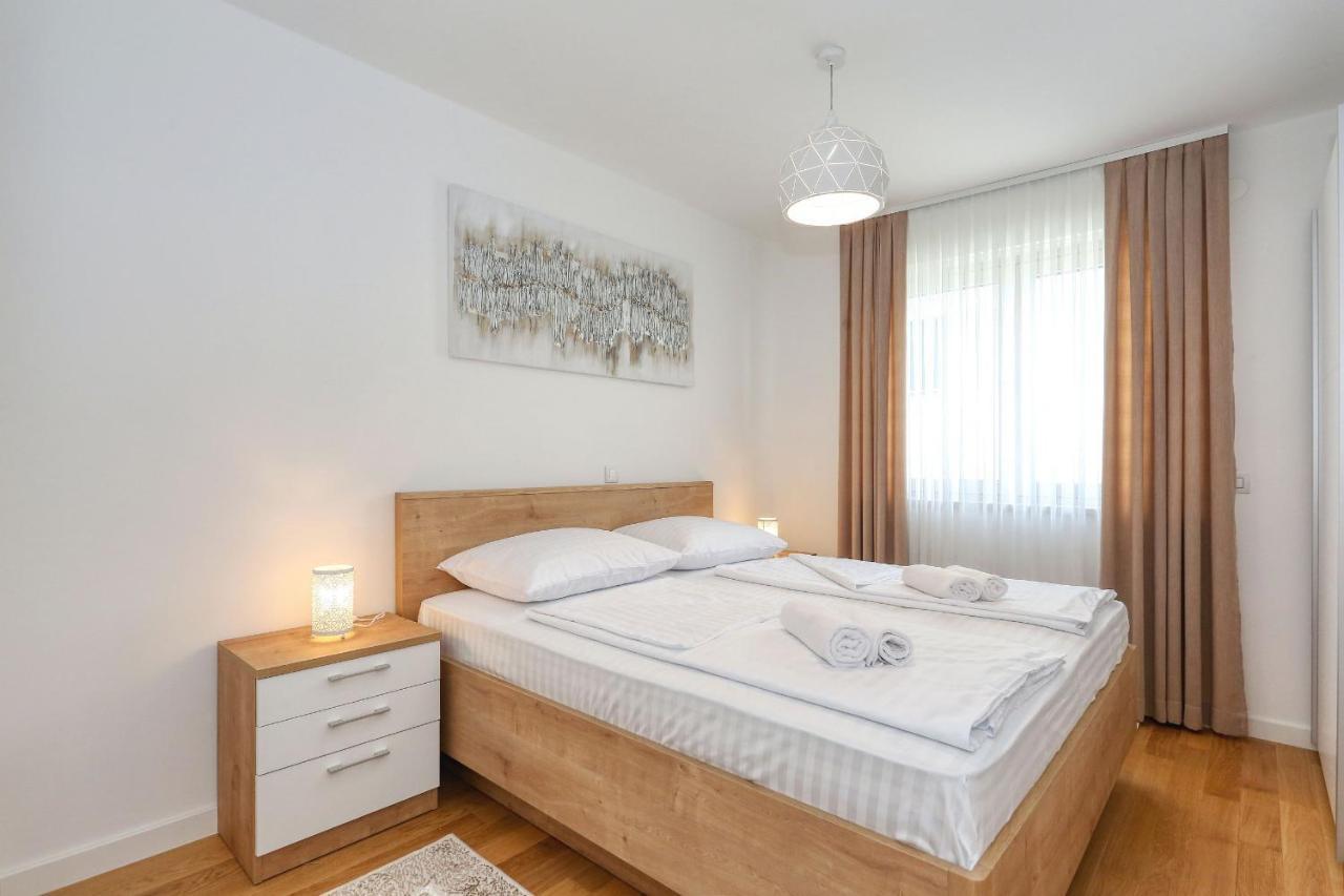 Apartments Luna With Free Parking Zadar Exterior foto