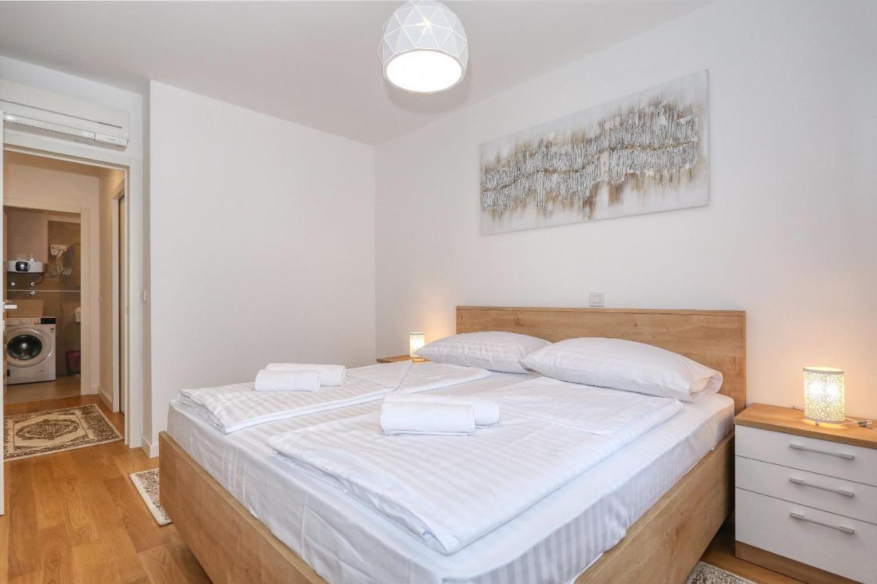Apartments Luna With Free Parking Zadar Exterior foto