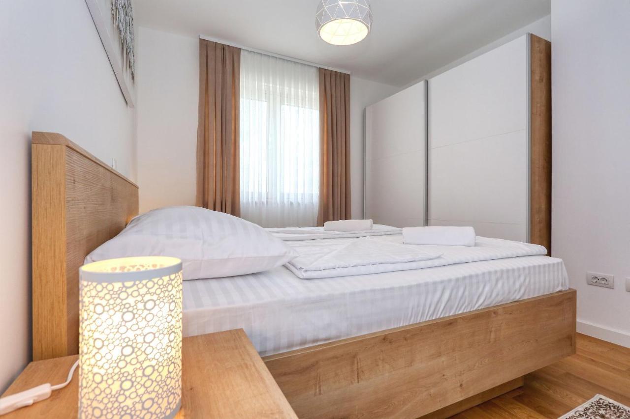 Apartments Luna With Free Parking Zadar Exterior foto